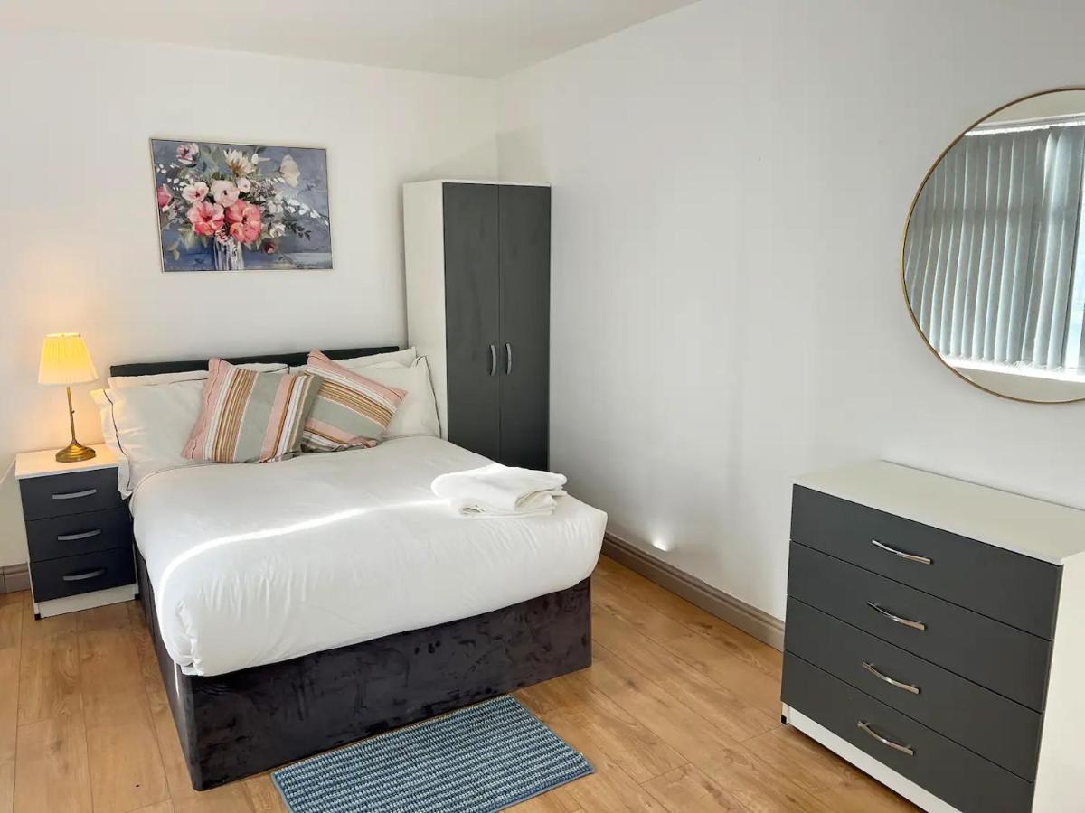 Birmingham City Centre Apartment Room Near China Town Bagian luar foto